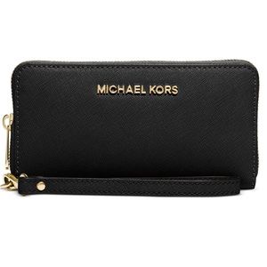 Michael Kors Jet Set Travel Wallet